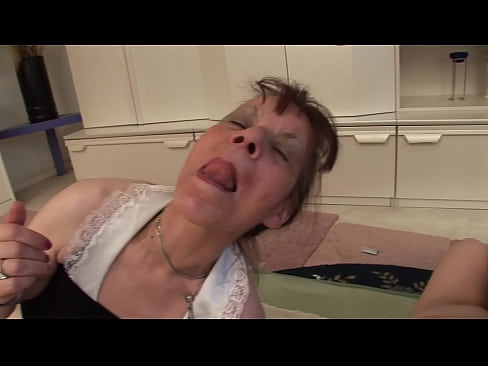 ❤️ Dua nenek dan satu kakek memiliki threesome ️❌ Rusia porno di porno id.tuberxxx.ru